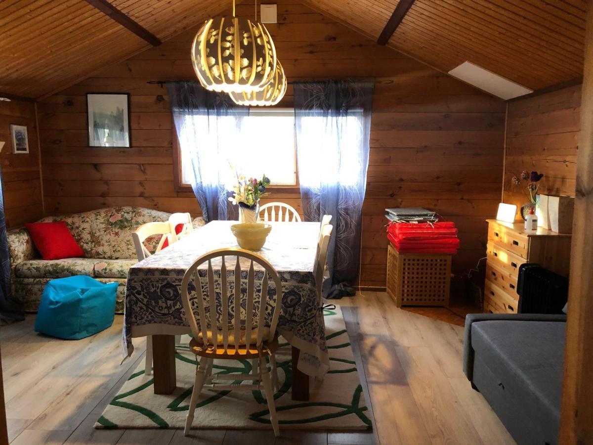 Villa House With Beautiful Scenery Near Goeta Kanal *